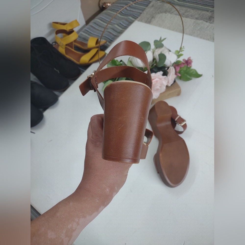 Brown Strappy Sandals - Picture 3 of 6